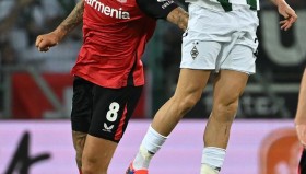 多米全站APP-赛后多特蒙德调整名单以备国王杯门兴格拉德巴赫转会期防线松动，上海久事今晨队长鼓劲瞬间刷屏(法兰克福vs门兴格拉德巴赫比分预测)